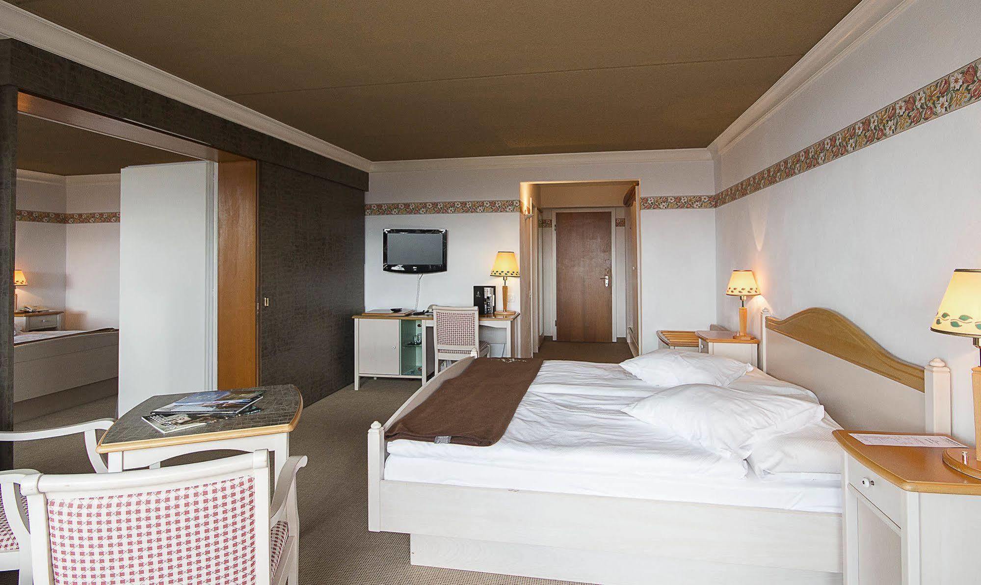 Hotel Etrier Crans-Montana Exterior foto